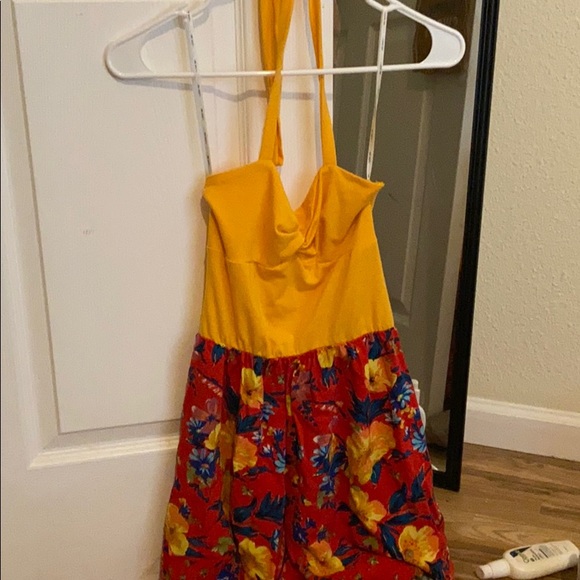 Dress - Picture 1 of 3